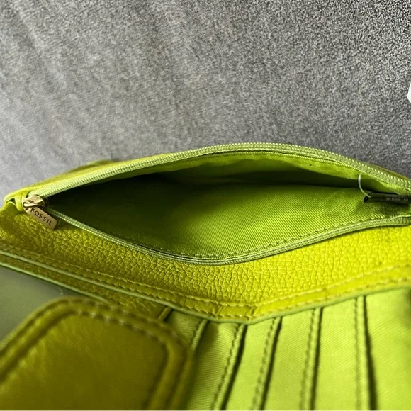 Fossil Emma Clutch in stunning Lime Color - Picture 2 of 16